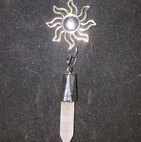 Necklaces - Picture 1 of 8